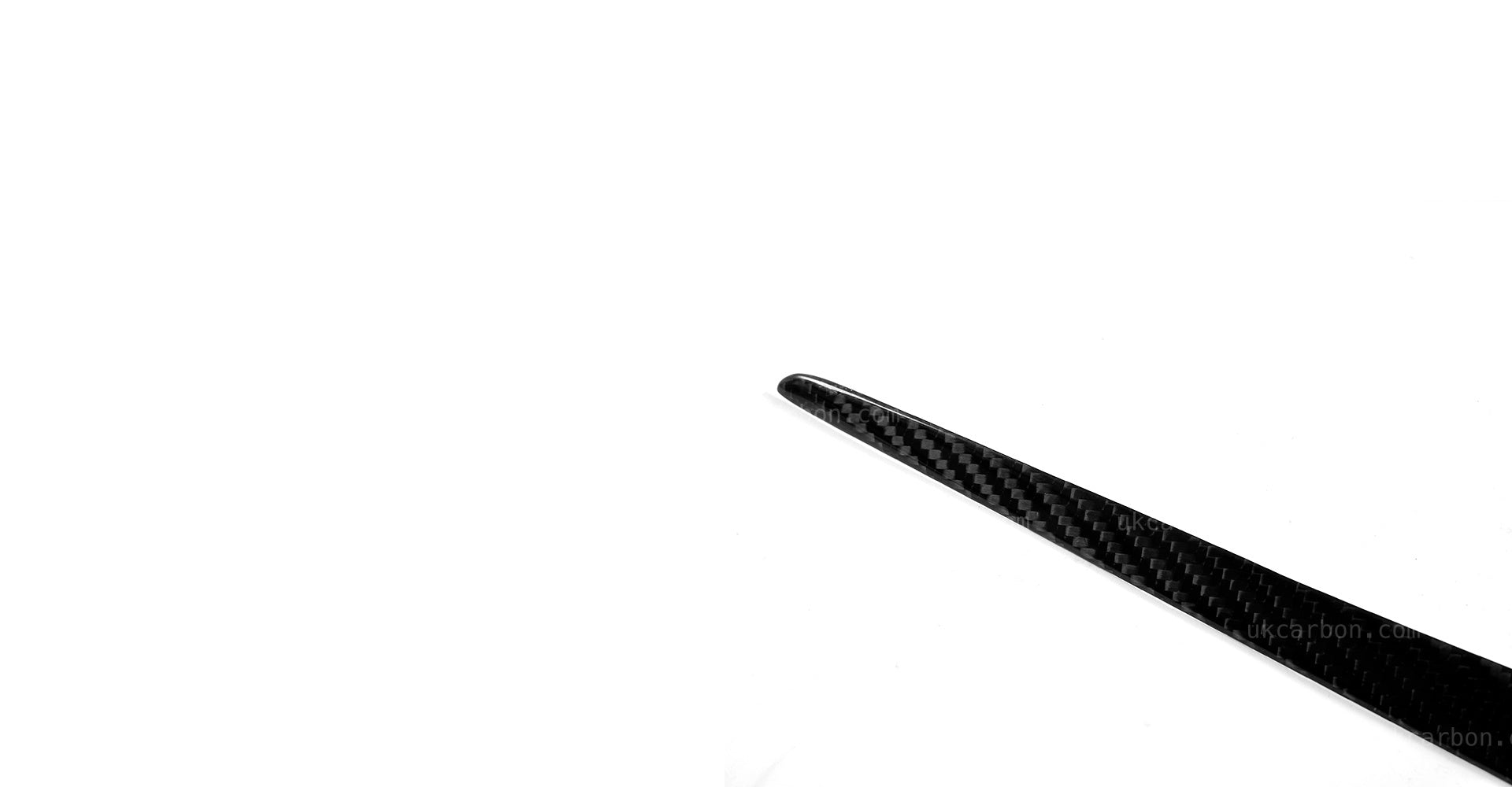 Alfa Romeo Giulia Carbon Fibre Headlight Eyelids Trim by UKCarbon