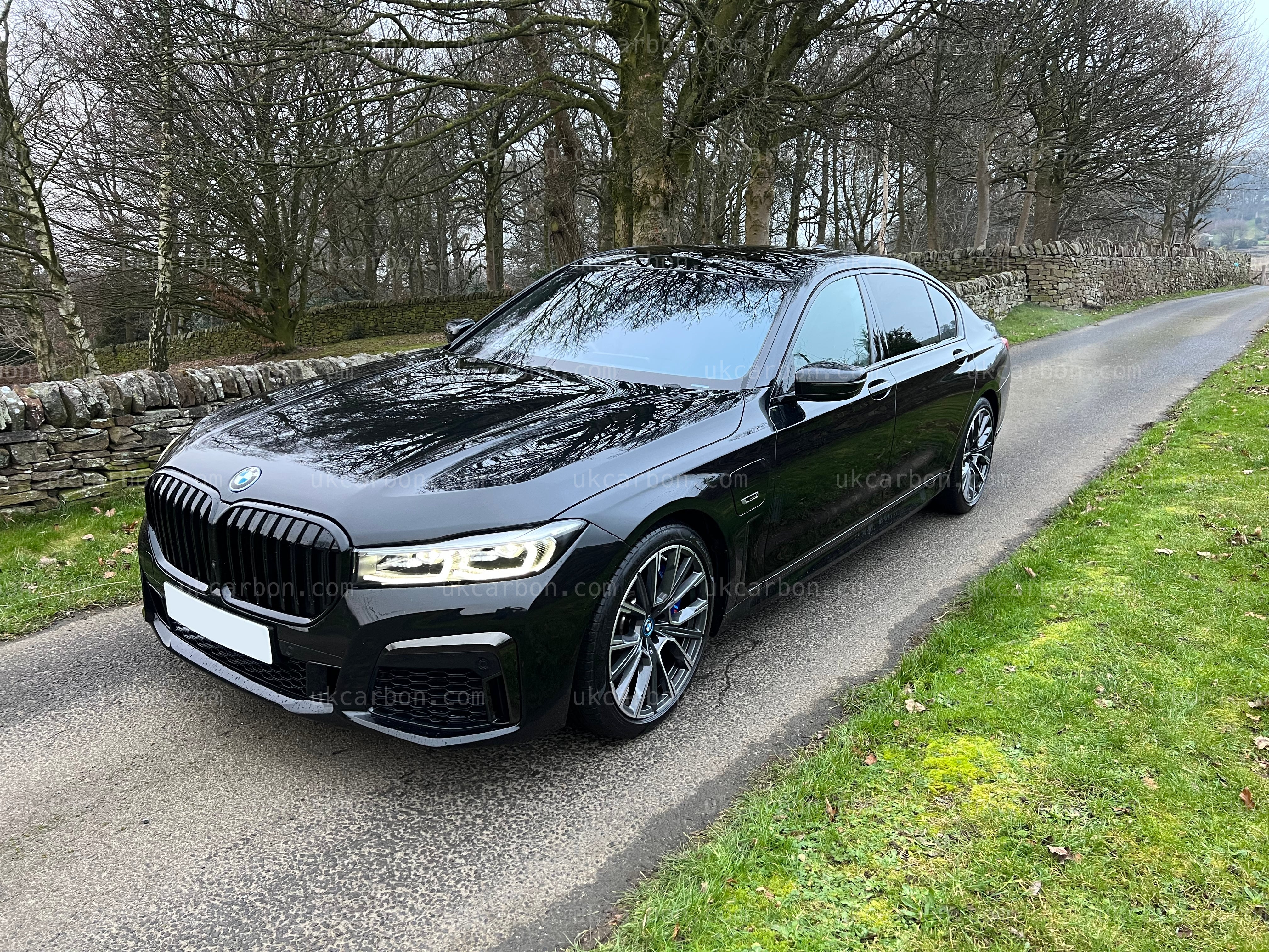 BMW 7 Series G11 LCI Gloss Black Kidney Grille Twin Slat by UKCarbon