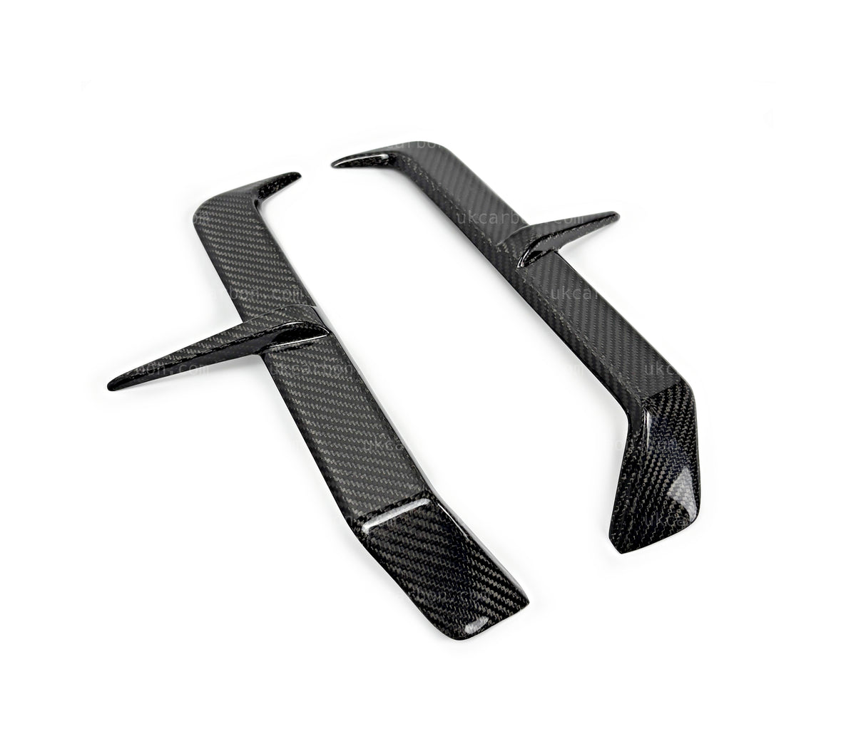 BMW M5 G90 G99 Rear Carbon Fibre Bumper Trim
