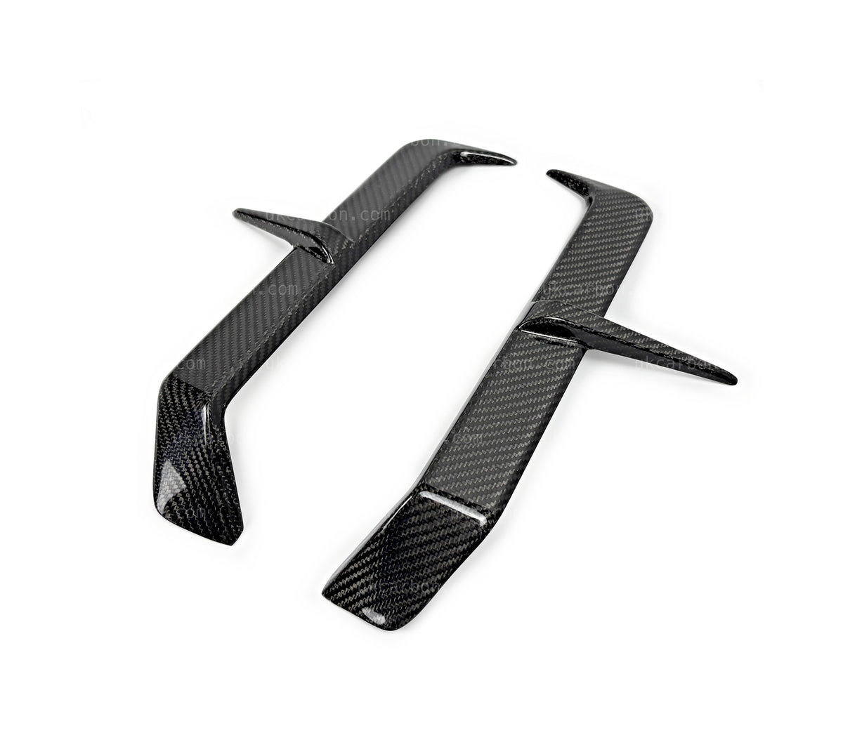 BMW M5 G90 G99 Rear Carbon Fibre Bumper Trim