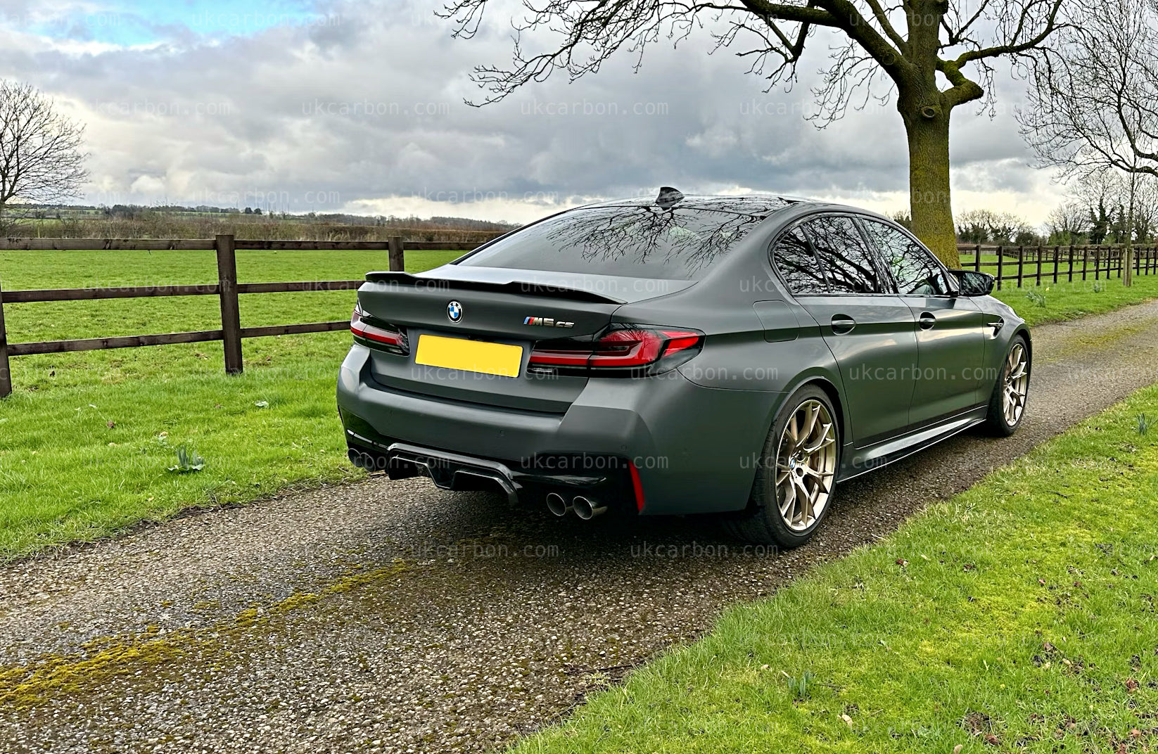 BMW M5 F90 CS Style Pre Preg Carbon Fibre Diffuser