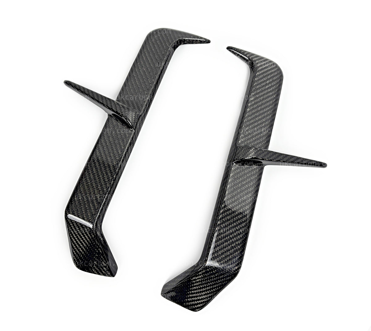 BMW M5 G90 G99 Rear Carbon Fibre Bumper Trim