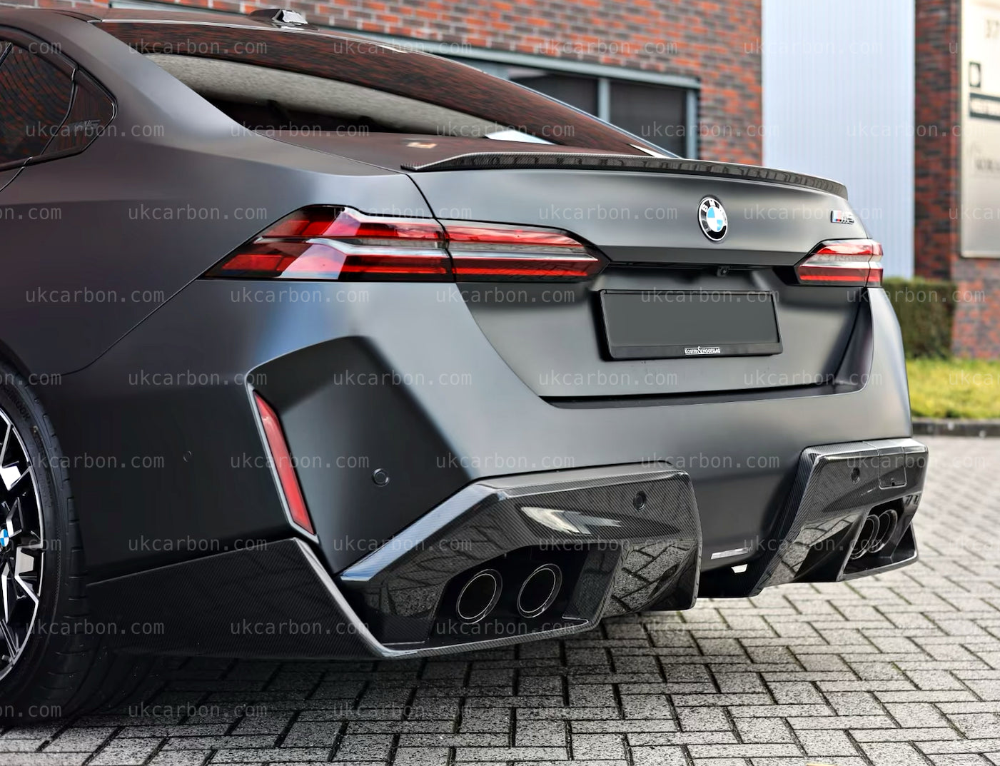 BMW M5 Diffuser Pre Preg G90 G99 M Performance Style Kit