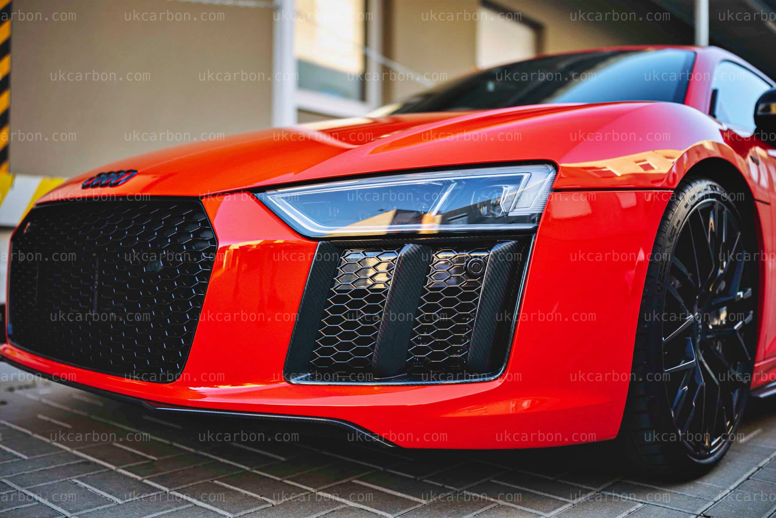 Audi R8 Front Carbon Fibre Pre Preg Bumper Grille Kit