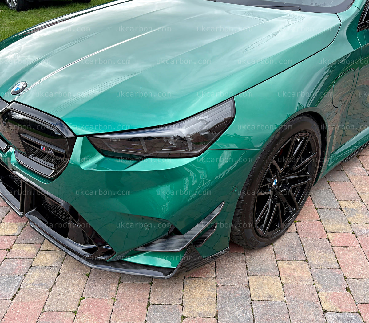 BMW M5 G90 G99 Front Carbon Fibre Canards