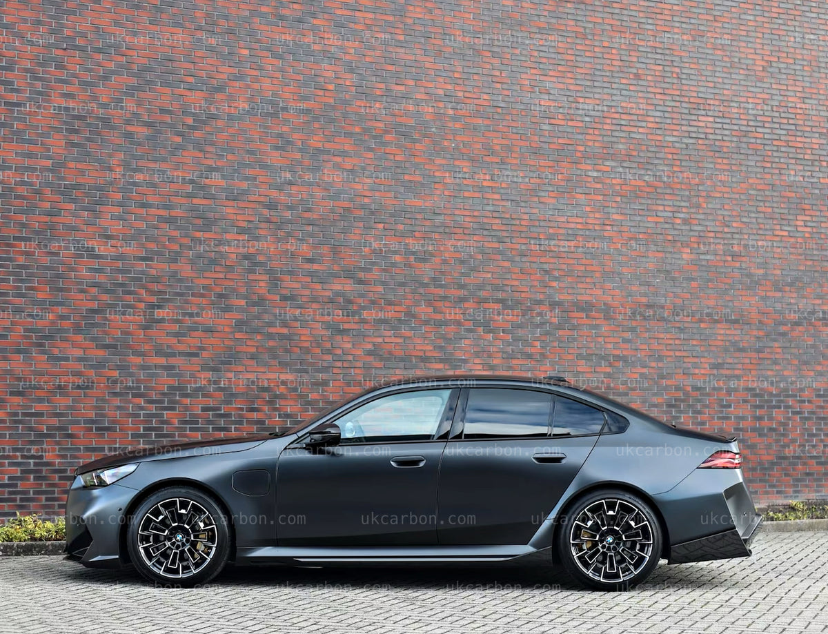 BMW M5 G90 Saloon Full Pre Preg Carbon Kit