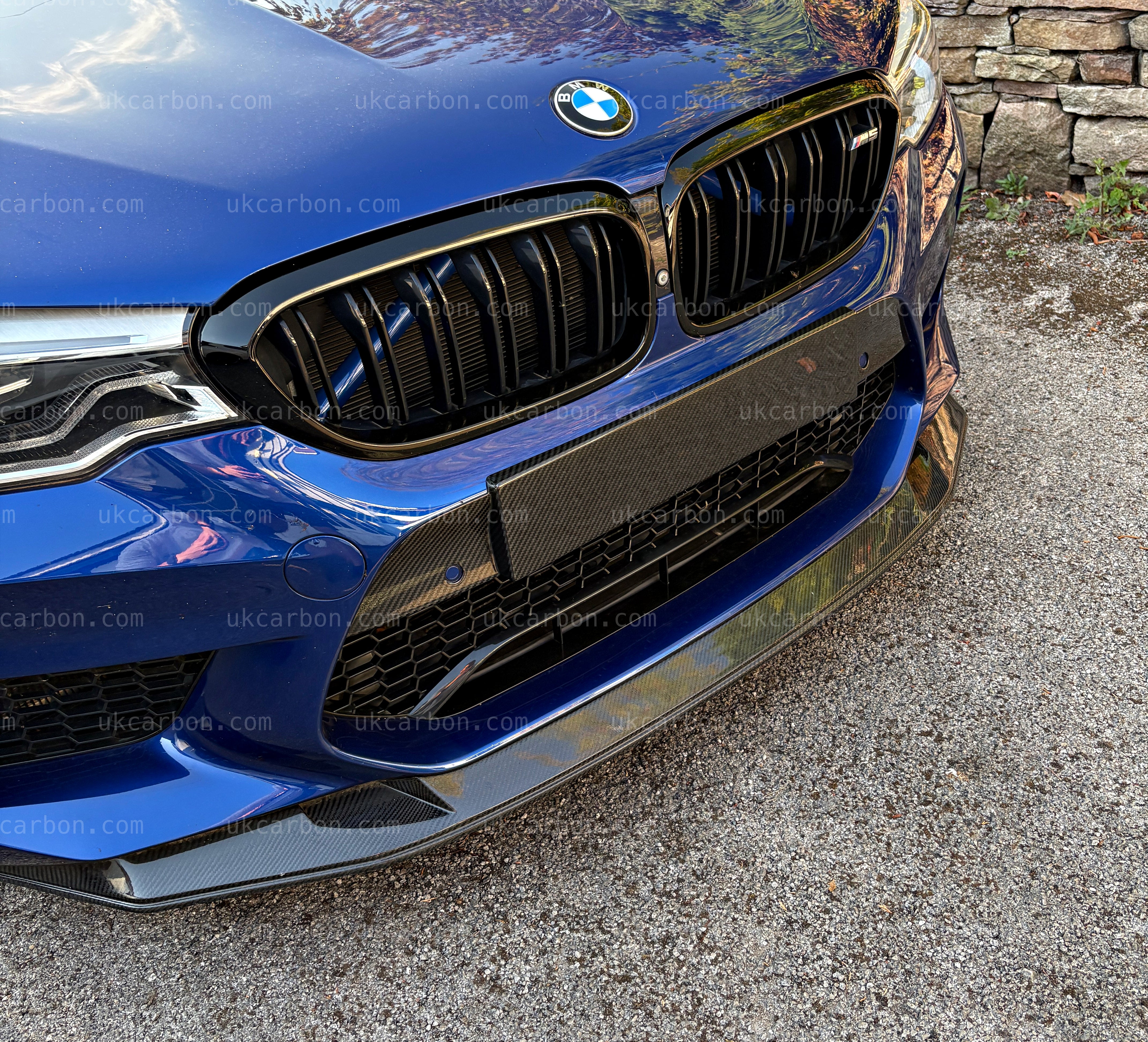 BMW M5 Carbon Bumper Front Number Plate M Performance Splitter Kit by UKCarbon