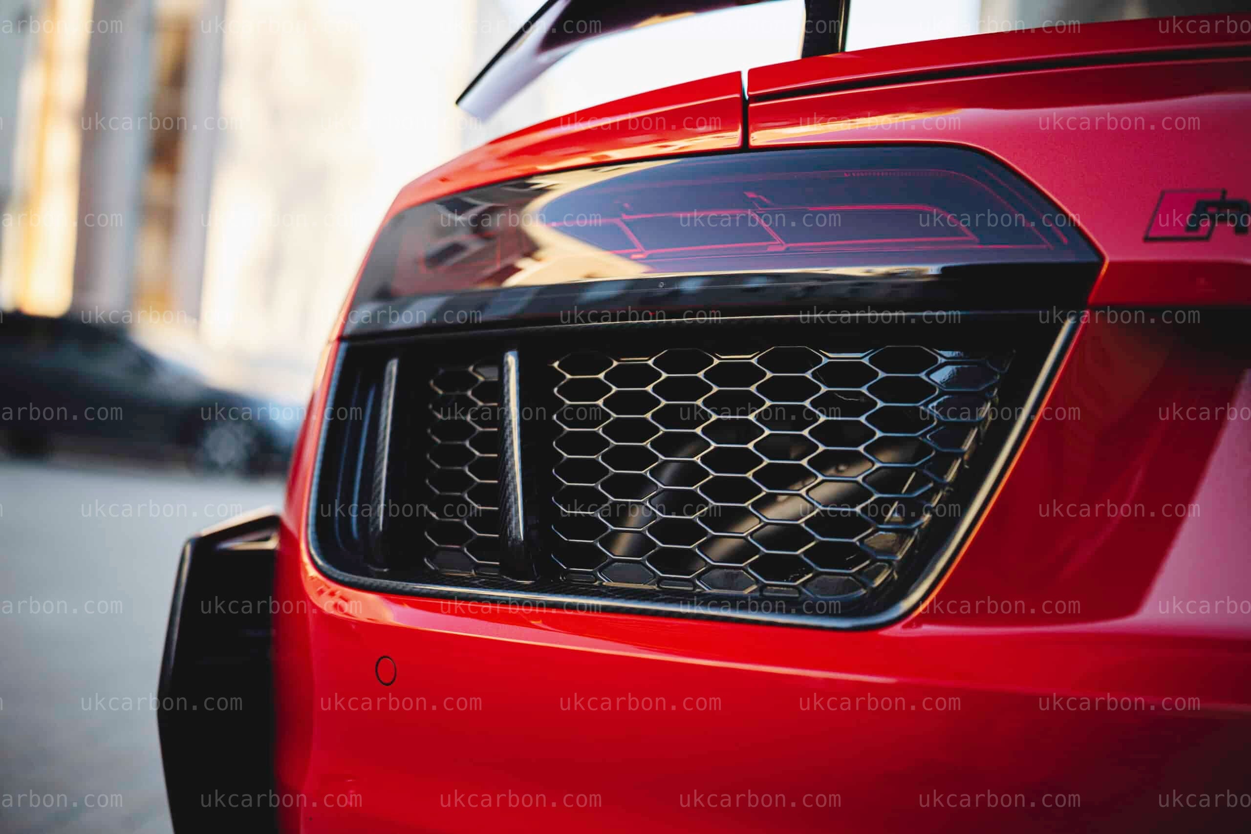 Audi R8 Rear Carbon Fibre Pre Preg Bumper Grille Intake Insert