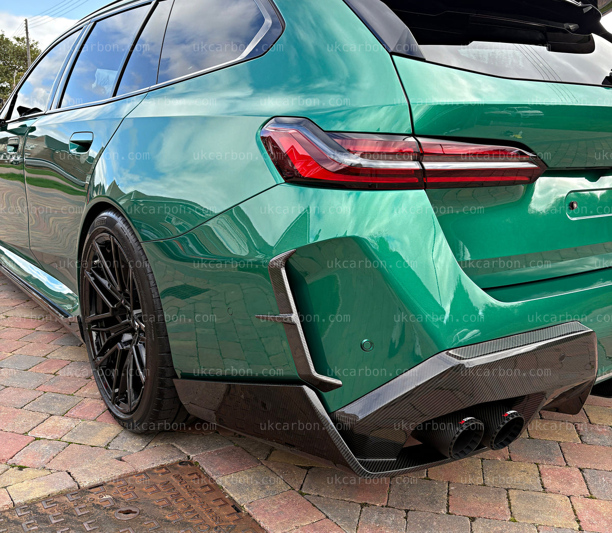 BMW M5 G90 G99 Rear Carbon Fibre Bumper Trim